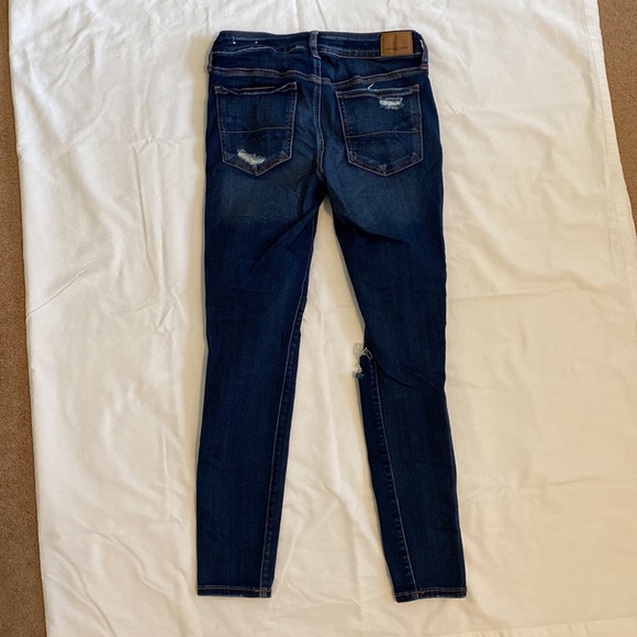 American eagle ripped jeans - Picture 2 of 4